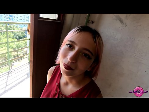 ❤️ Sha'awar ɗalibi yana tsotsar Baƙo a Waje - Cum A Fuskarsa ☑ Batsa ❌️❤